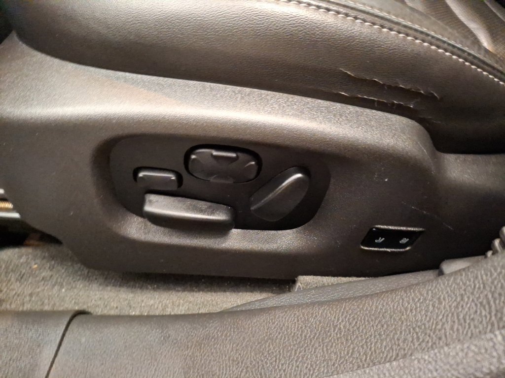 Used 2013 Ford Taurus SHO AWD/4WD image 18
