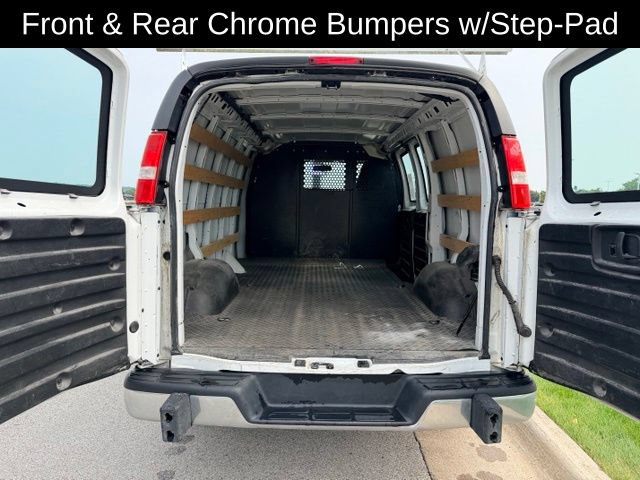 Used 2022 Chevrolet Express 2500 w/ Driver Convenience Package RWD image 9