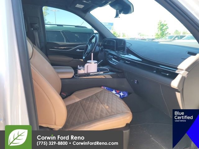 Used 2022 Cadillac Escalade Premium Luxury AWD/4WD image 14
