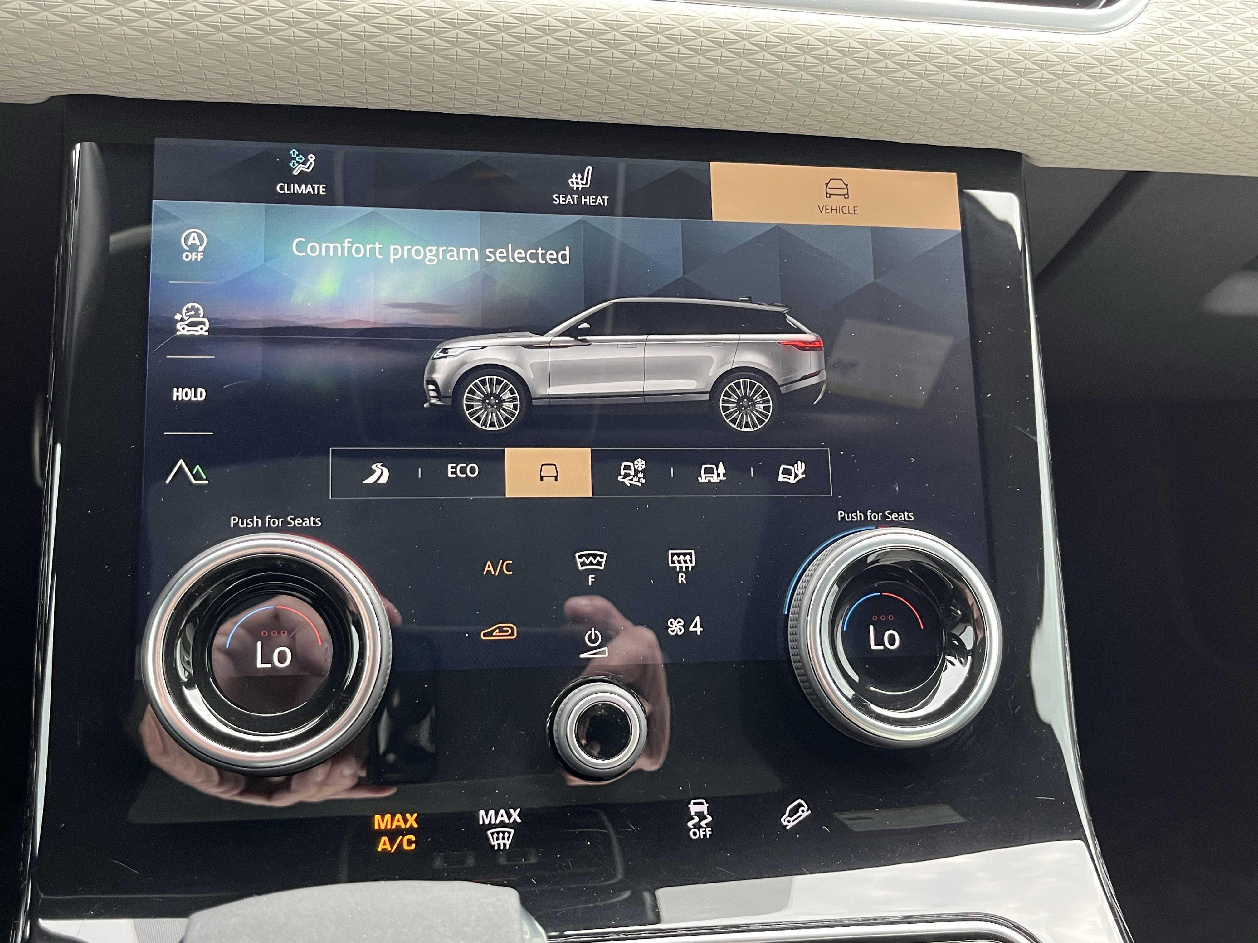 Certified 2023 Land Rover Range Rover Velar R-Dynamic S image 57