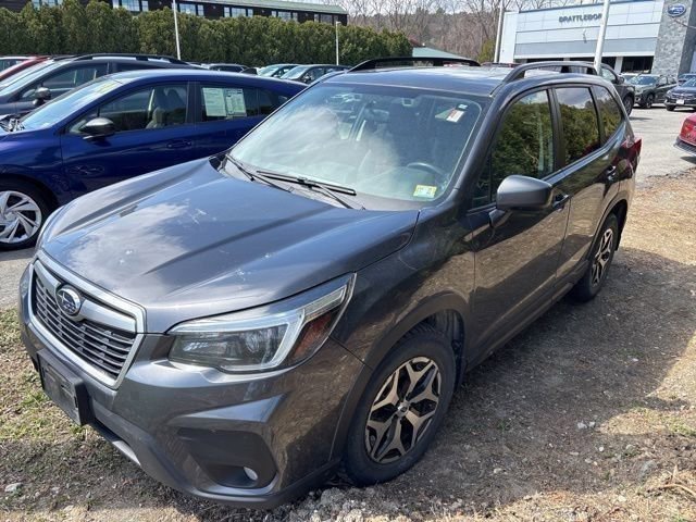 Used 2021 Subaru Forester Premium AWD/4WD image 2