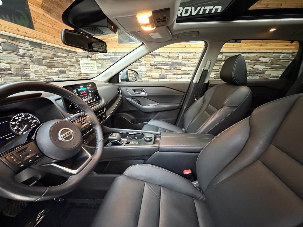 Used 2021 Nissan Rogue SL w/ Premium Package image 11