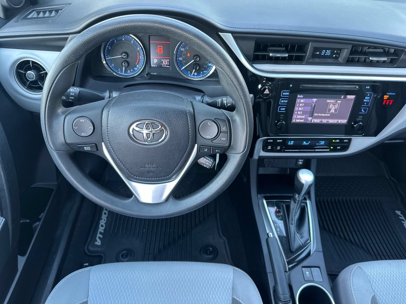Used 2019 Toyota Corolla LE FWD image 14