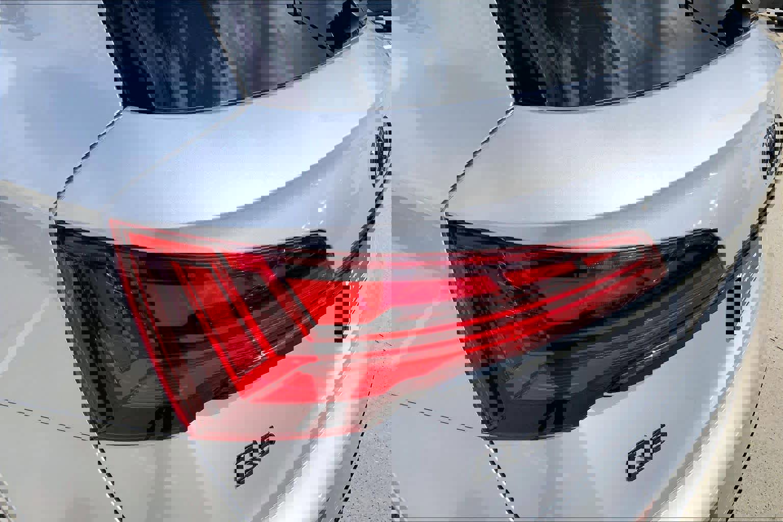 Used 2024 Audi Q5 e Premium Plus image 28