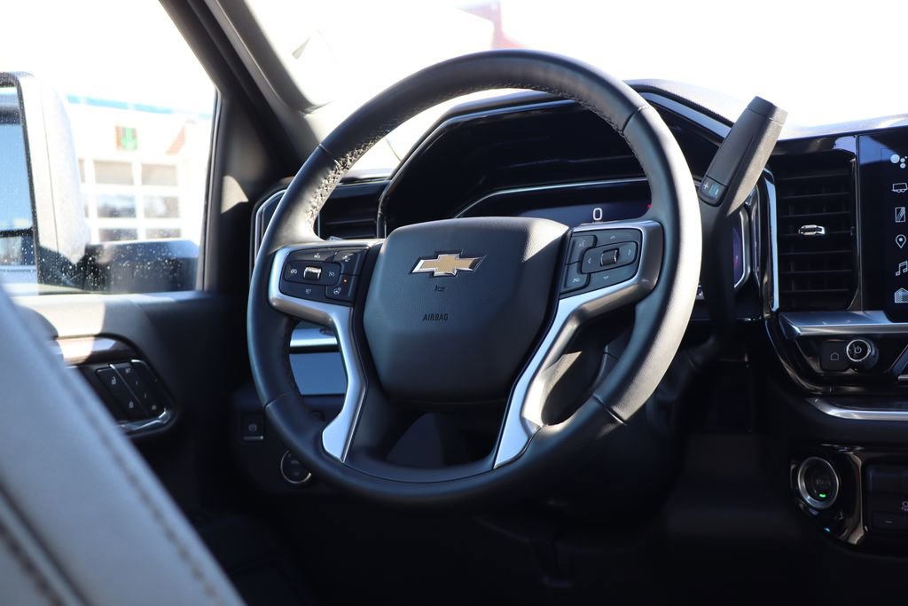 Used 2024 Chevrolet Silverado 3500 LTZ image 48