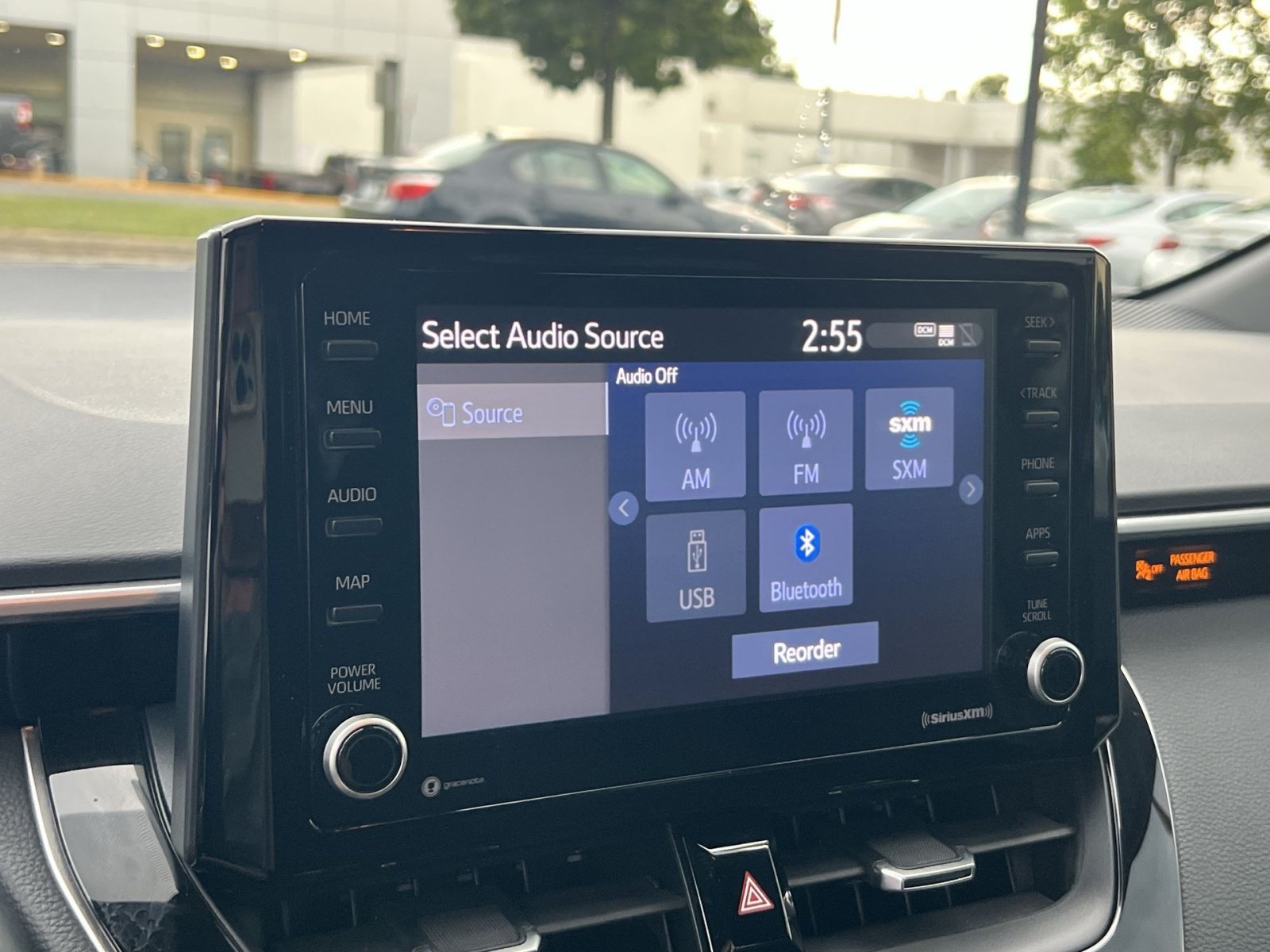 Used 2022 Toyota Corolla SE FWD image 18