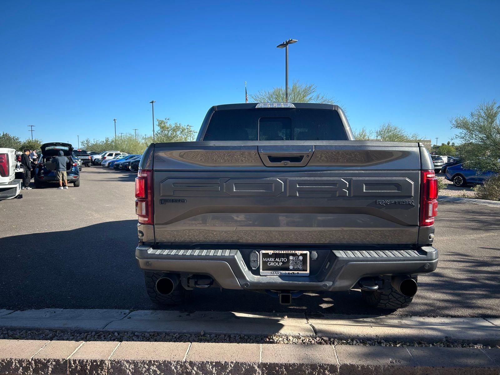 Used 2017 Ford F150 Raptor w/ Equipment Group 802A Luxury image 4