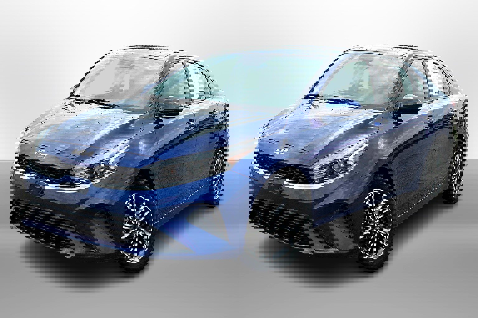 Used 2023 Kia Forte LXS image 12