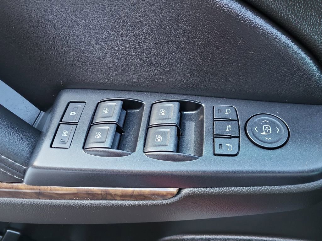 Used 2019 Chevrolet Tahoe LT w/ Luxury Package image 11