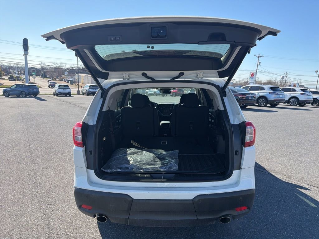 Certified 2025 Subaru Ascent Premium image 16