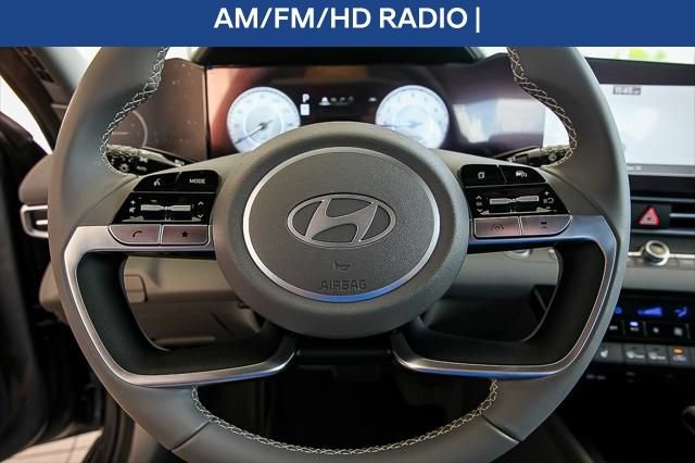 Used 2024 Hyundai Elantra SEL w/ Convenience Package FWD image 15