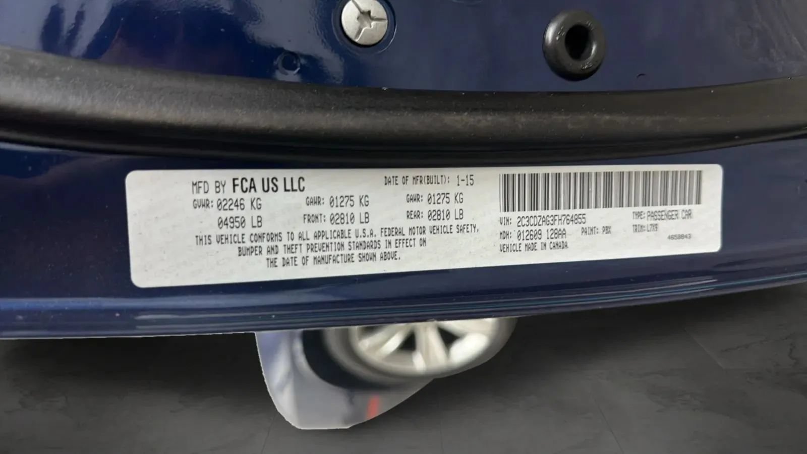Used 2015 Dodge Challenger SXT RWD image 29