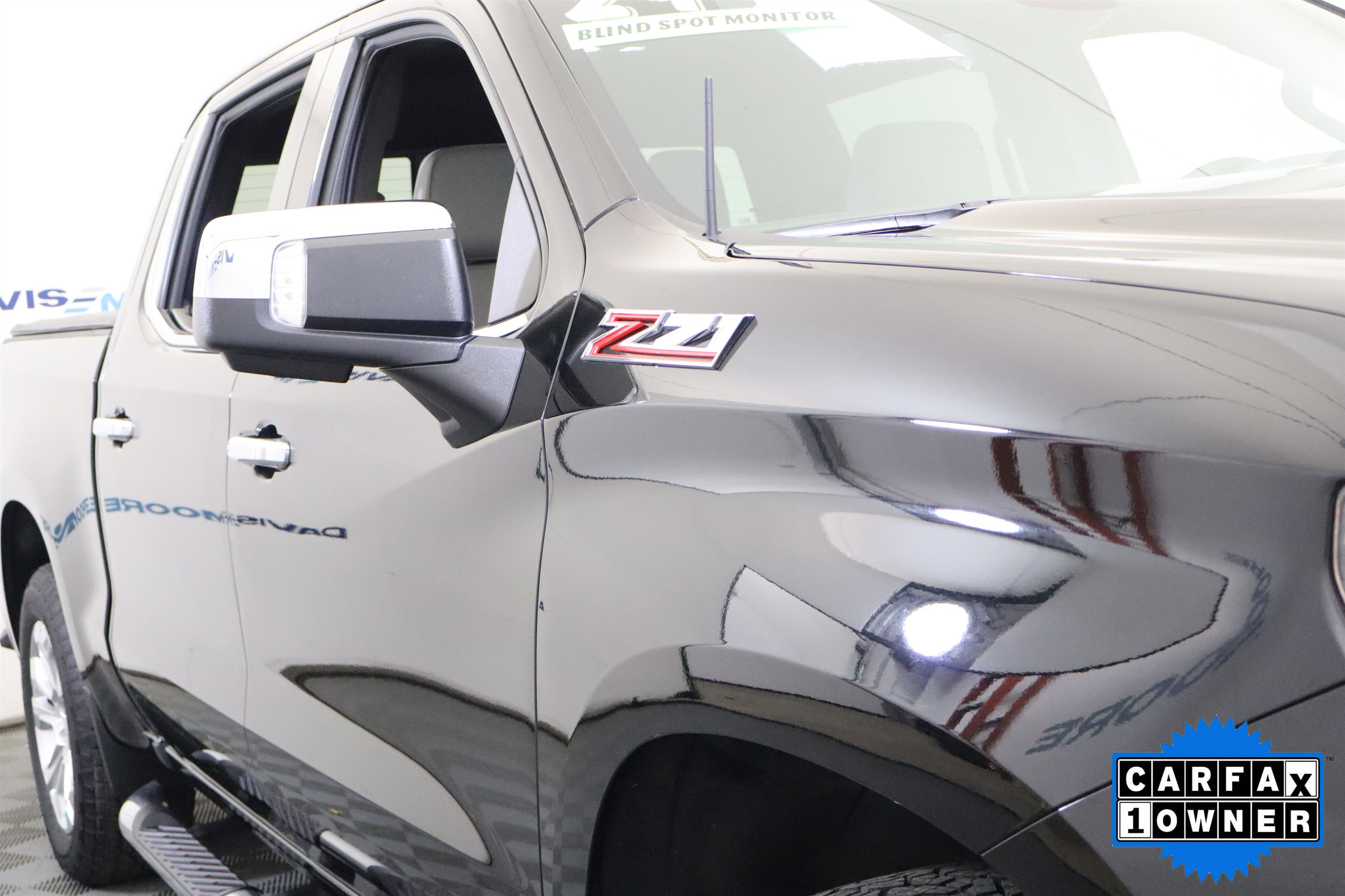 Certified 2024 Chevrolet Silverado 1500 LTZ image 3