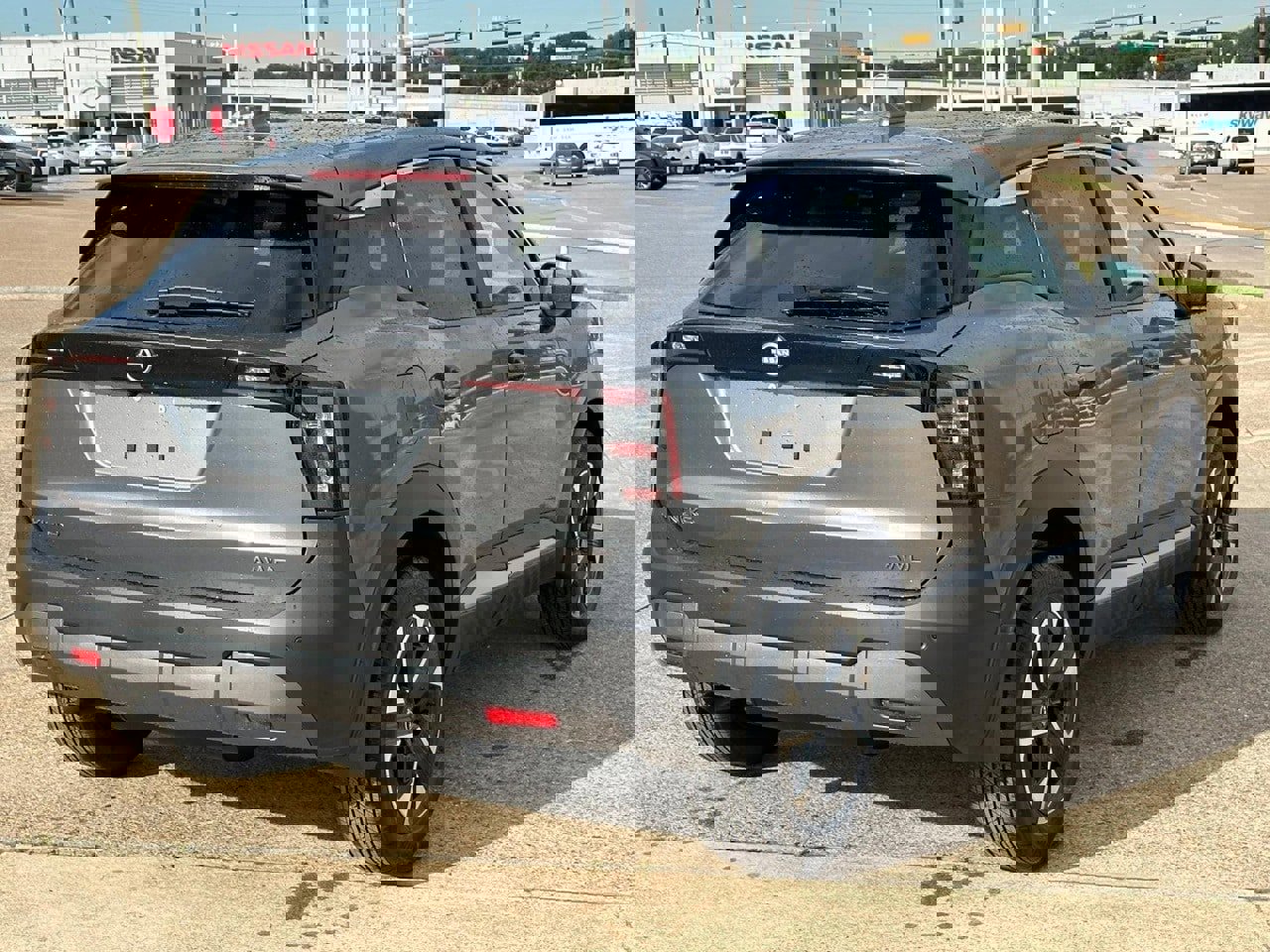 New 2025 Nissan Kicks SV image 5