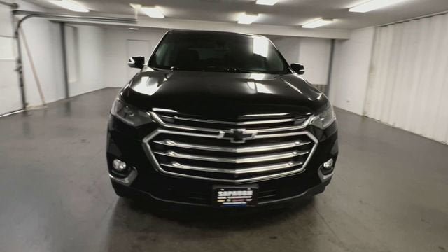 Certified 2020 Chevrolet Traverse LT w/ LT Premium Package AWD/4WD image 3