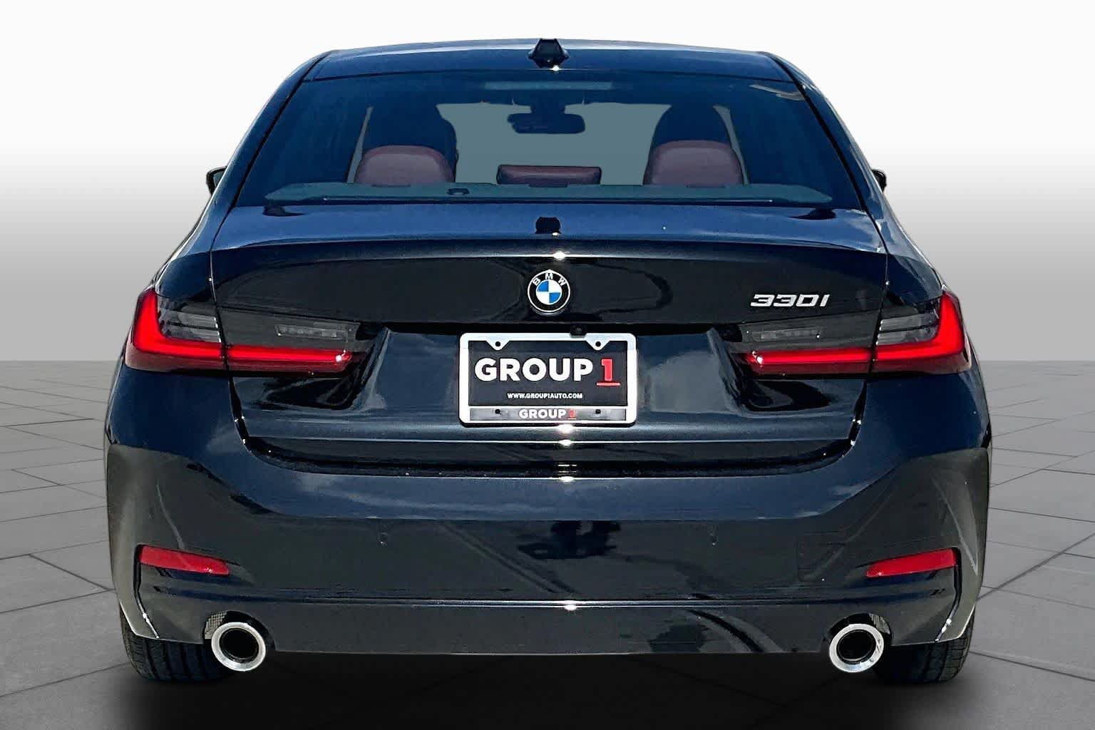 Used 2025 BMW 330i Sedan RWD image 4
