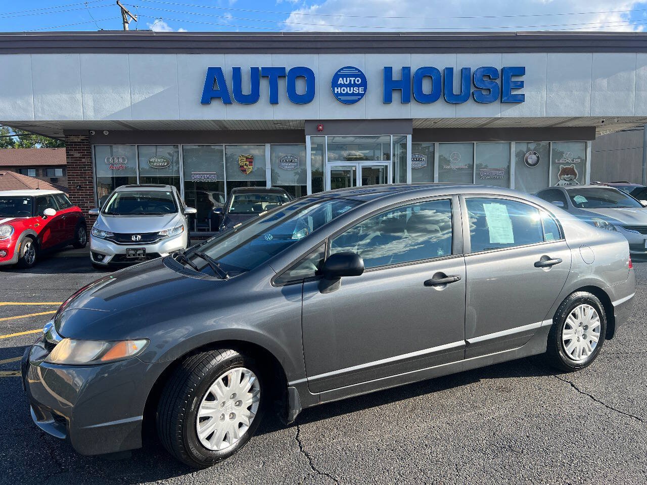 Used 2010 Honda Civic DX-VP image 1
