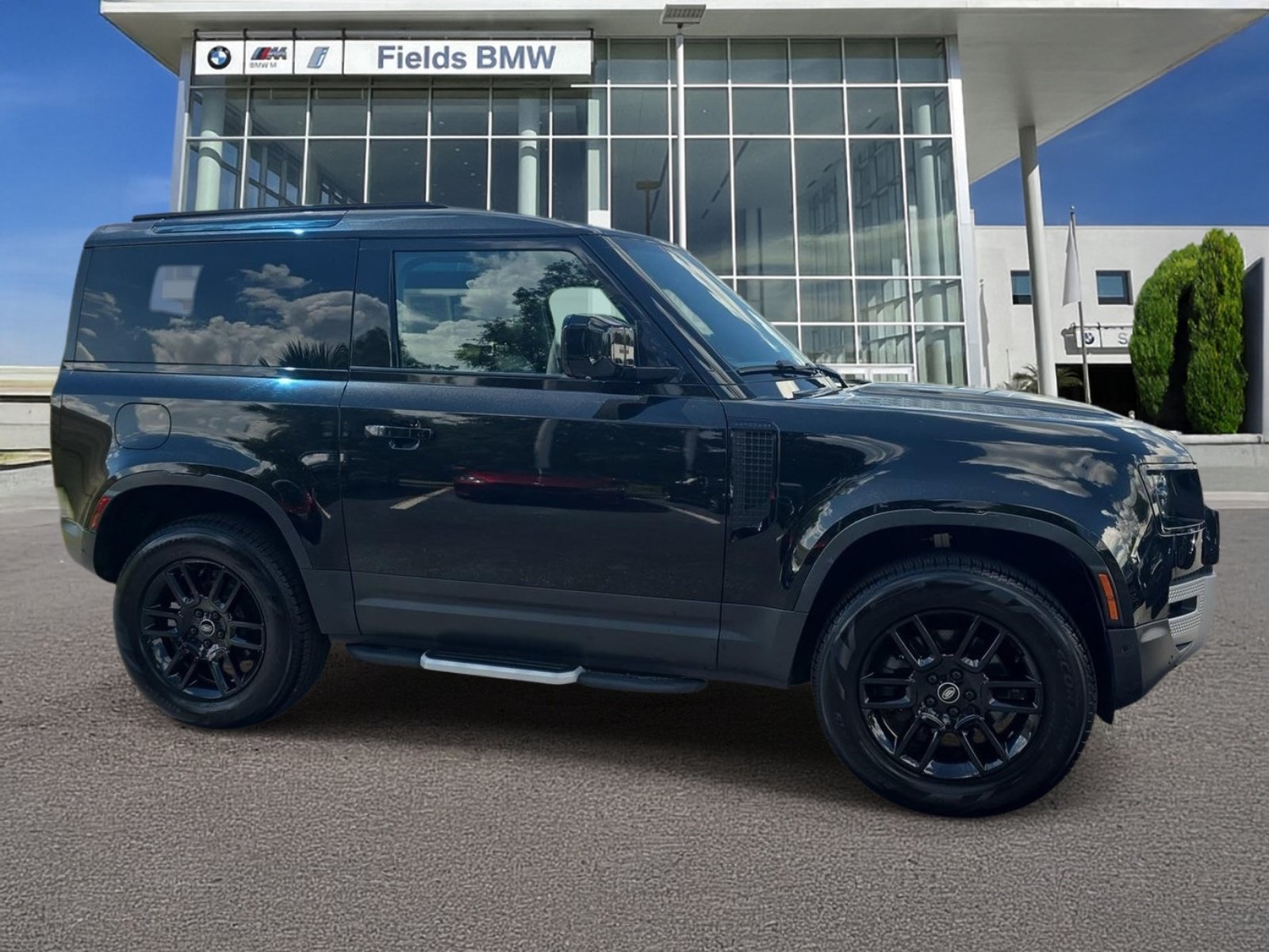 Used 2023 Land Rover Defender 90 S AWD/4WD image 1