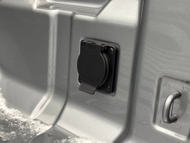 New 2026 GMC Canyon Elevation w/ Convenience Package image 11