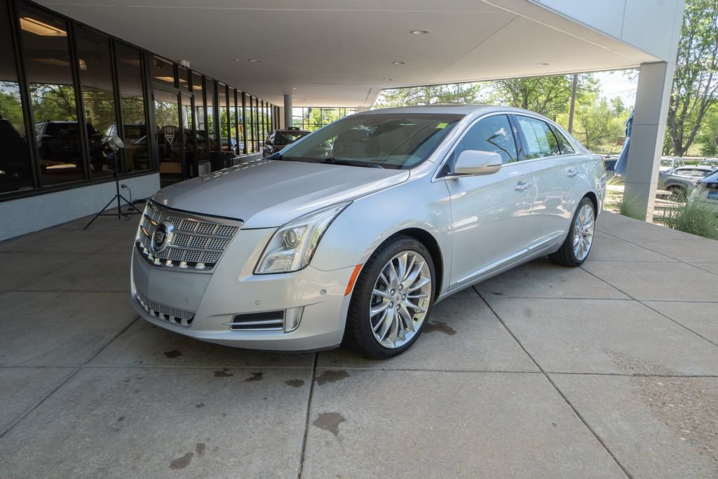 Used 2014 Cadillac XTS Platinum FWD image 3