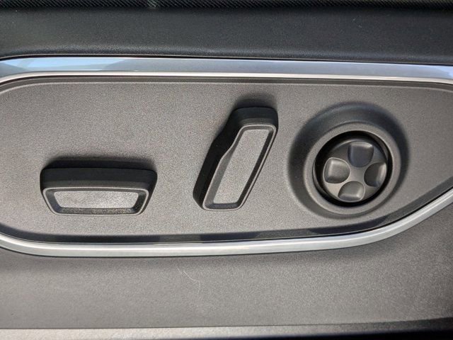 New 2026 Jeep Grand Wagoneer 2WD image 18