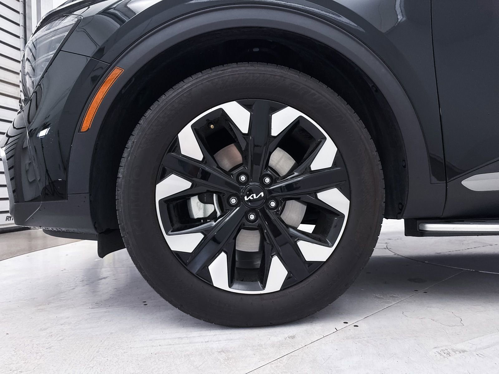 Used 2024 Kia Sportage X-Line w/ X-Line Premium Package image 15