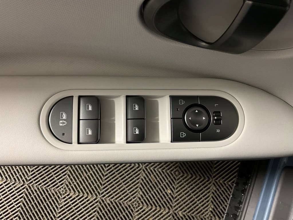 New 2027 Hyundai Ioniq 5 SEL AWD/4WD image 19