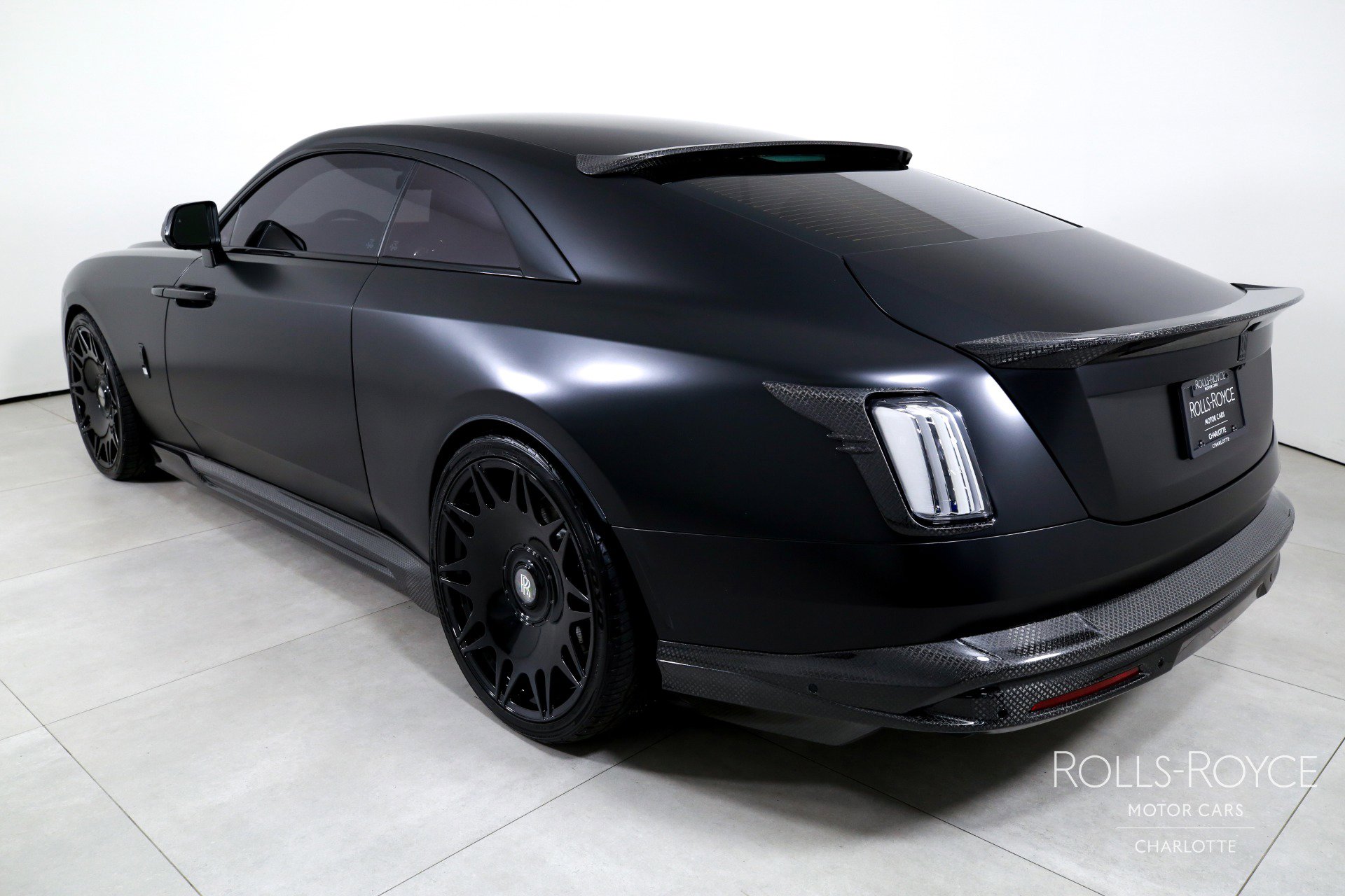 Used 2024 Rolls-Royce Spectre w/ Spectre Launch Package image 8