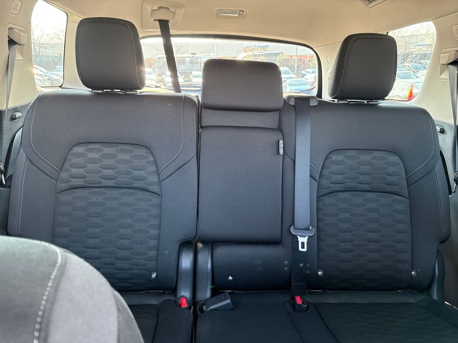 Used 2025 Nissan Pathfinder SV image 41