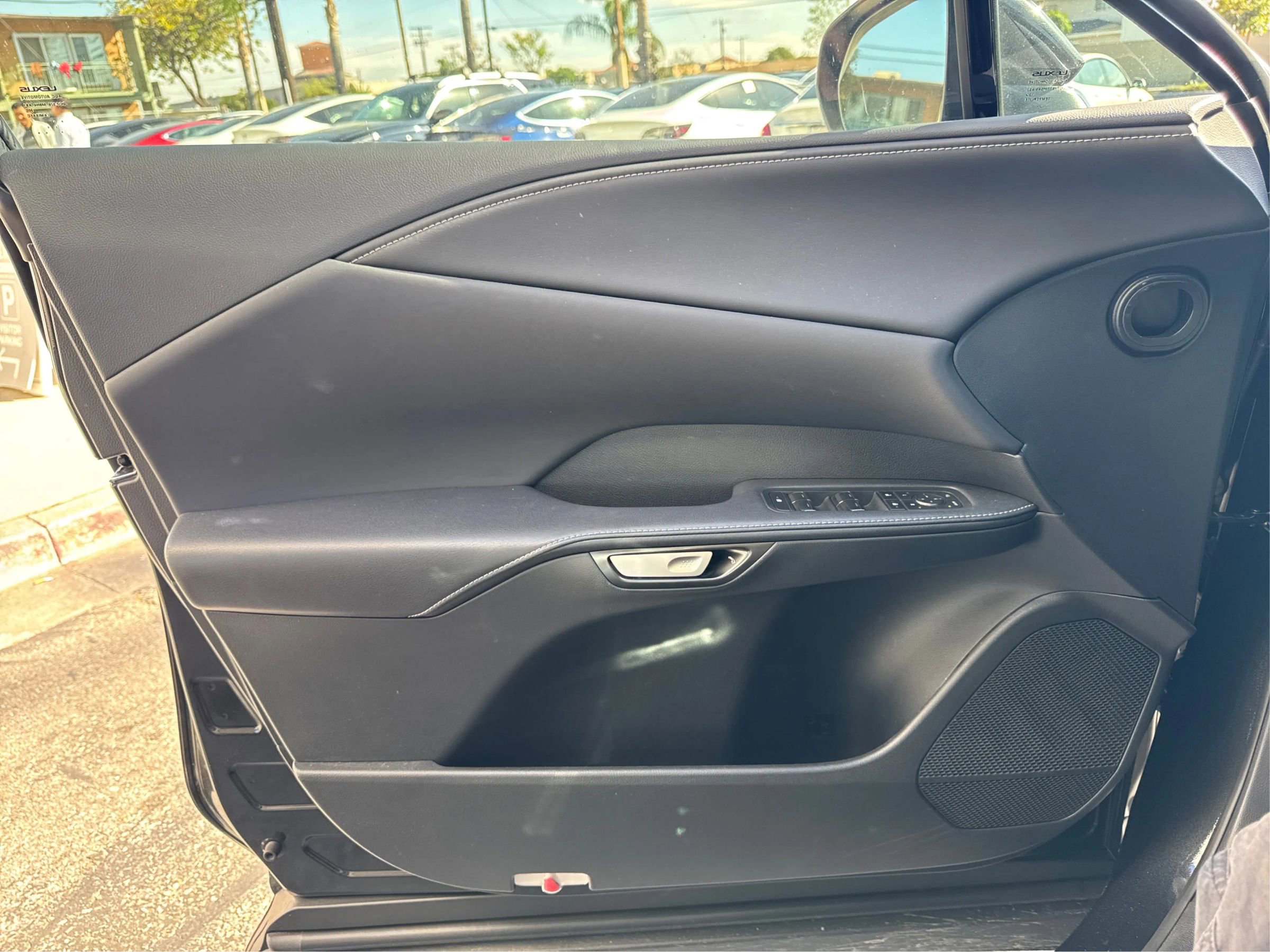 Used 2023 Lexus RX 350h image 17