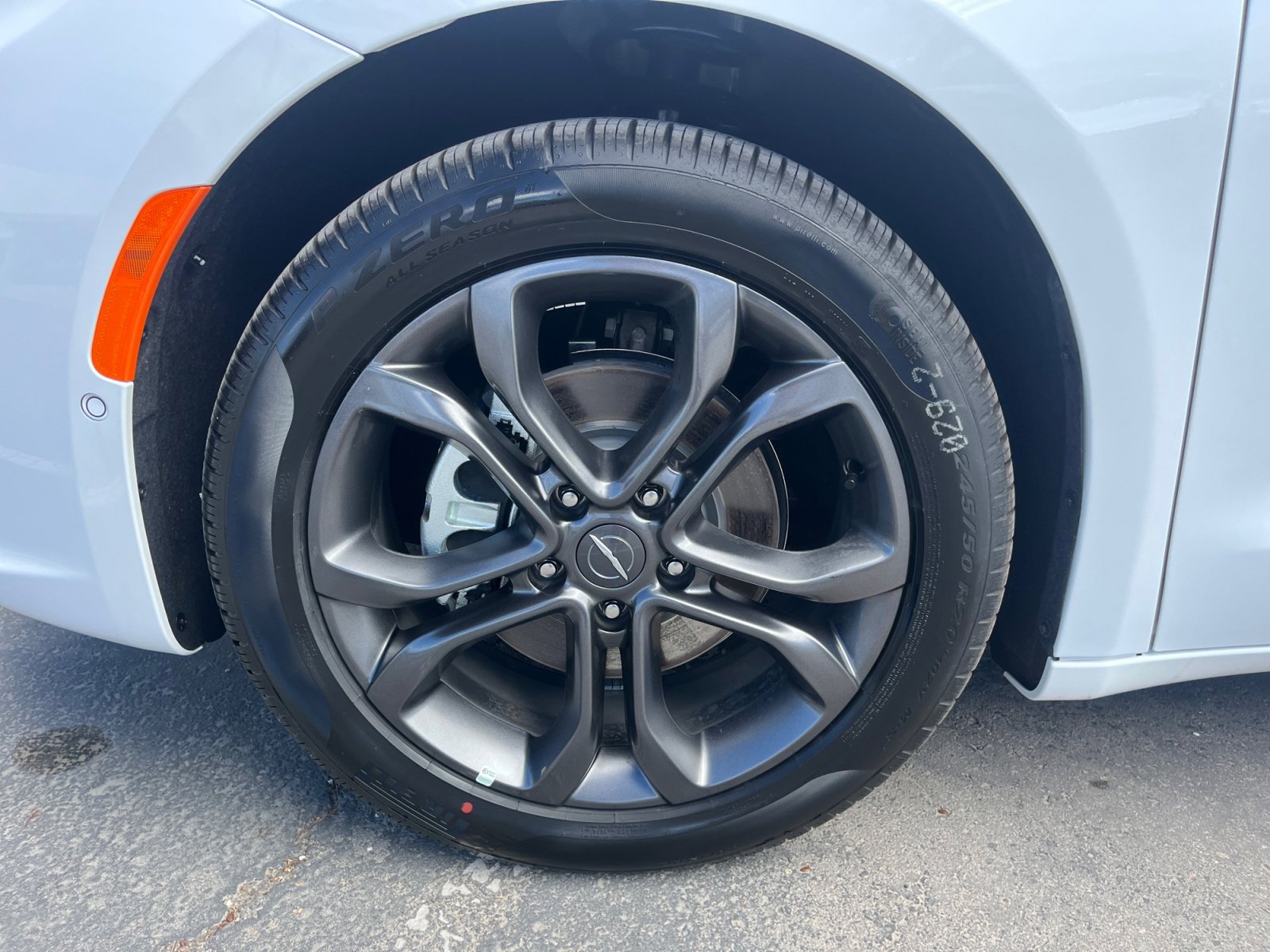 New 2026 Chrysler Pacifica Select image 10