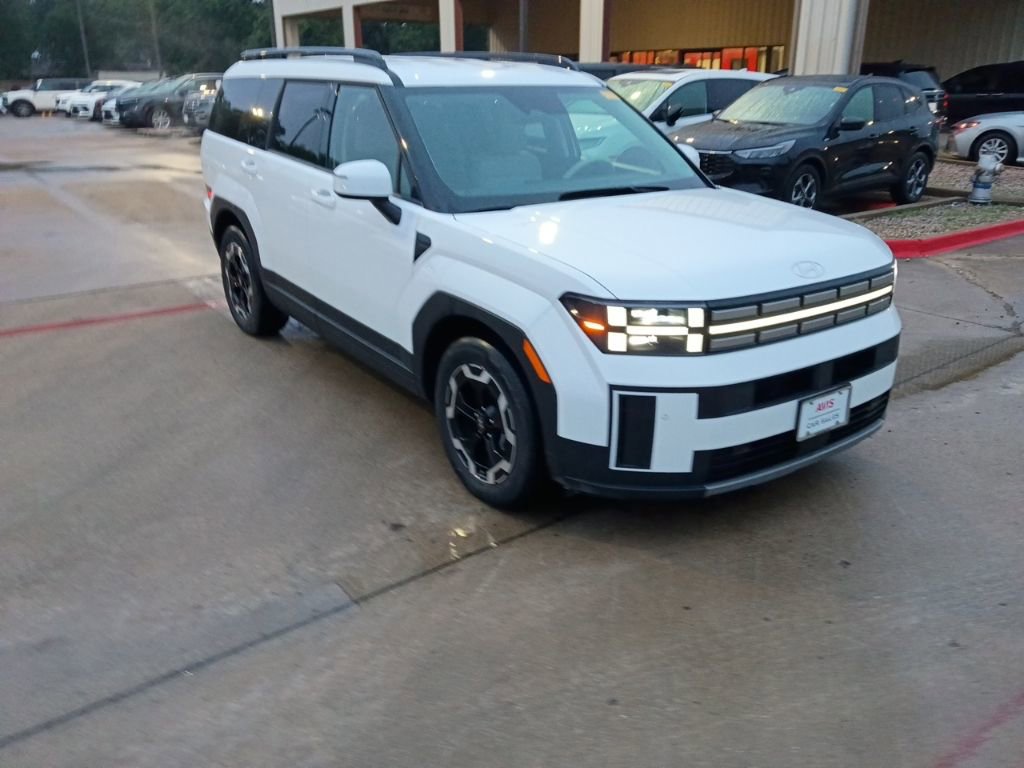 Used 2025 Hyundai Santa Fe SEL FWD image 6