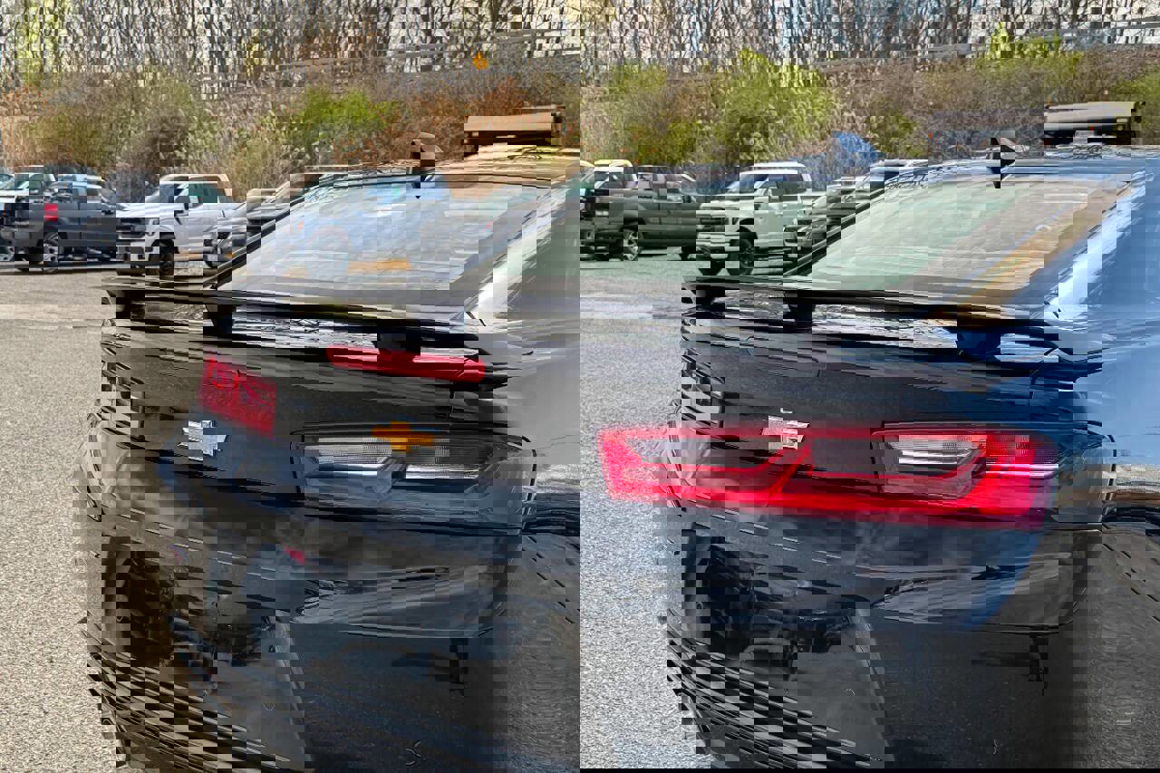 Used 2017 Chevrolet Camaro SS RWD image 18