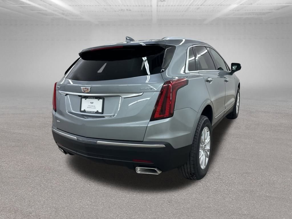 New 2025 Cadillac XT5 Luxury image 11