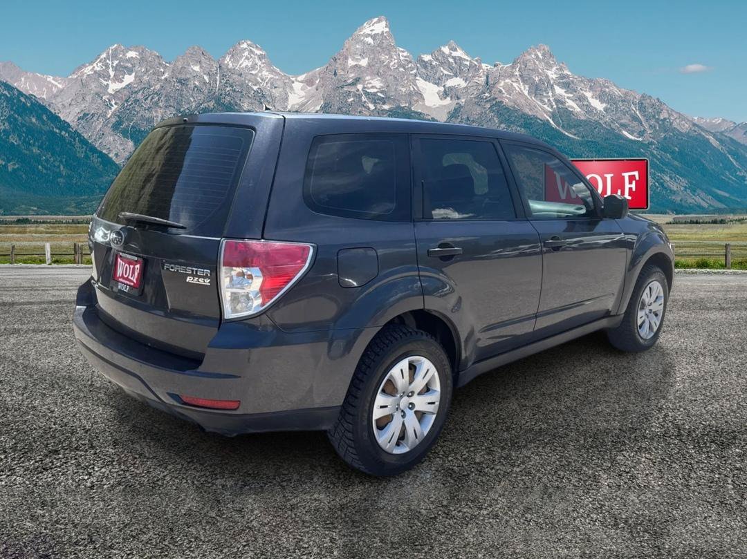 Used 2010 Subaru Forester 2.5X AWD/4WD image 5