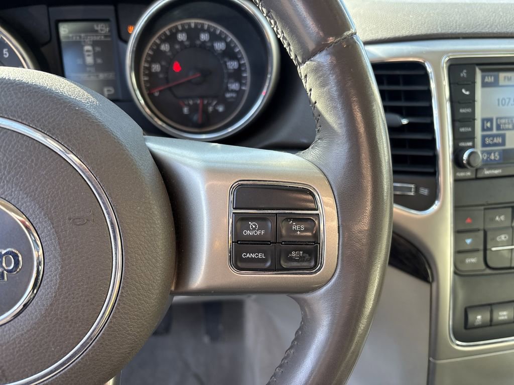 Used 2012 Jeep Grand Cherokee Laredo image 15