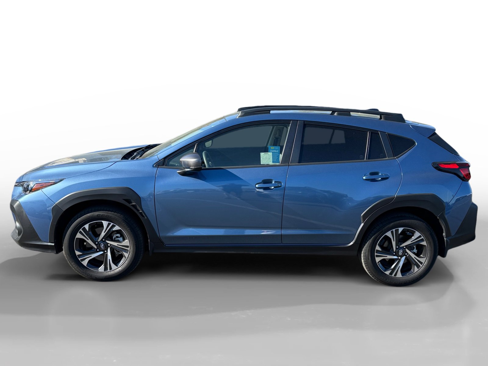 Used 2024 Subaru Crosstrek 2.0i Premium image 2