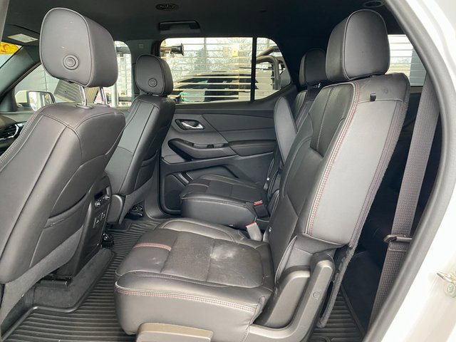 Used 2023 Chevrolet Traverse RS image 18
