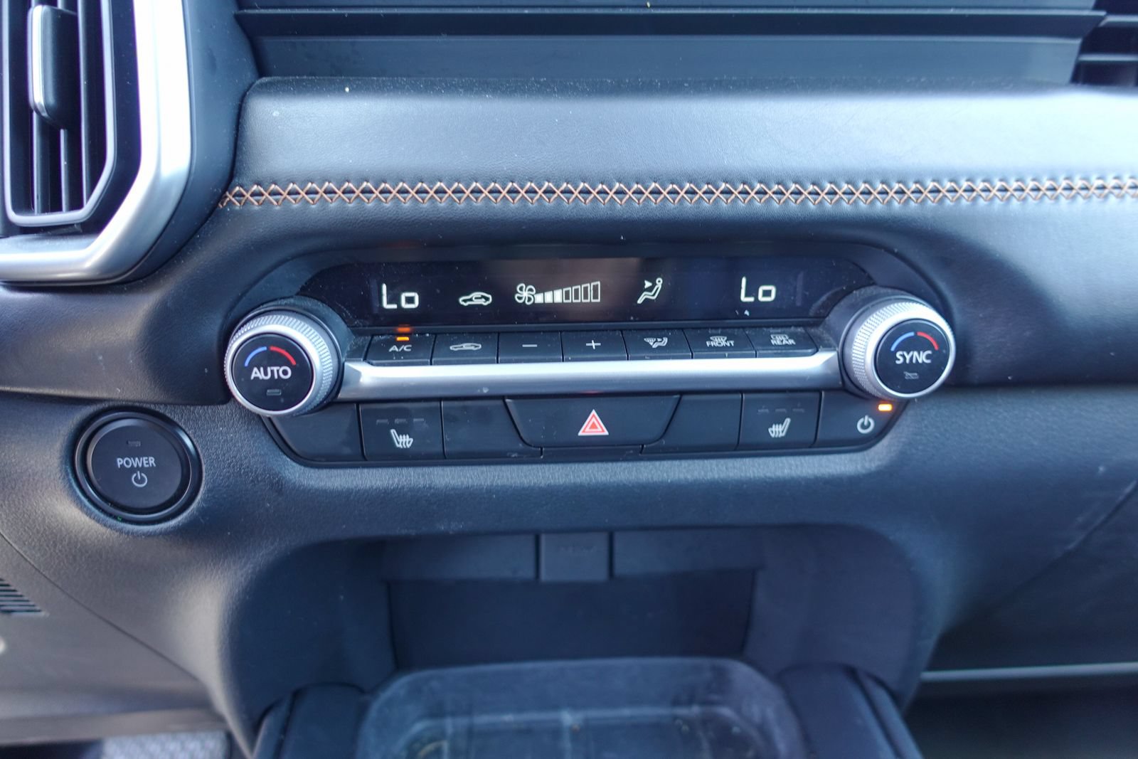 Certified 2025 MAZDA CX-50 AWD 2.5 Hybrid w/ Premium Pkg image 23