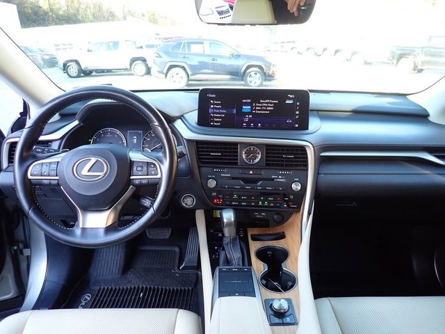 Used 2021 Lexus RX 350L Premium image 19