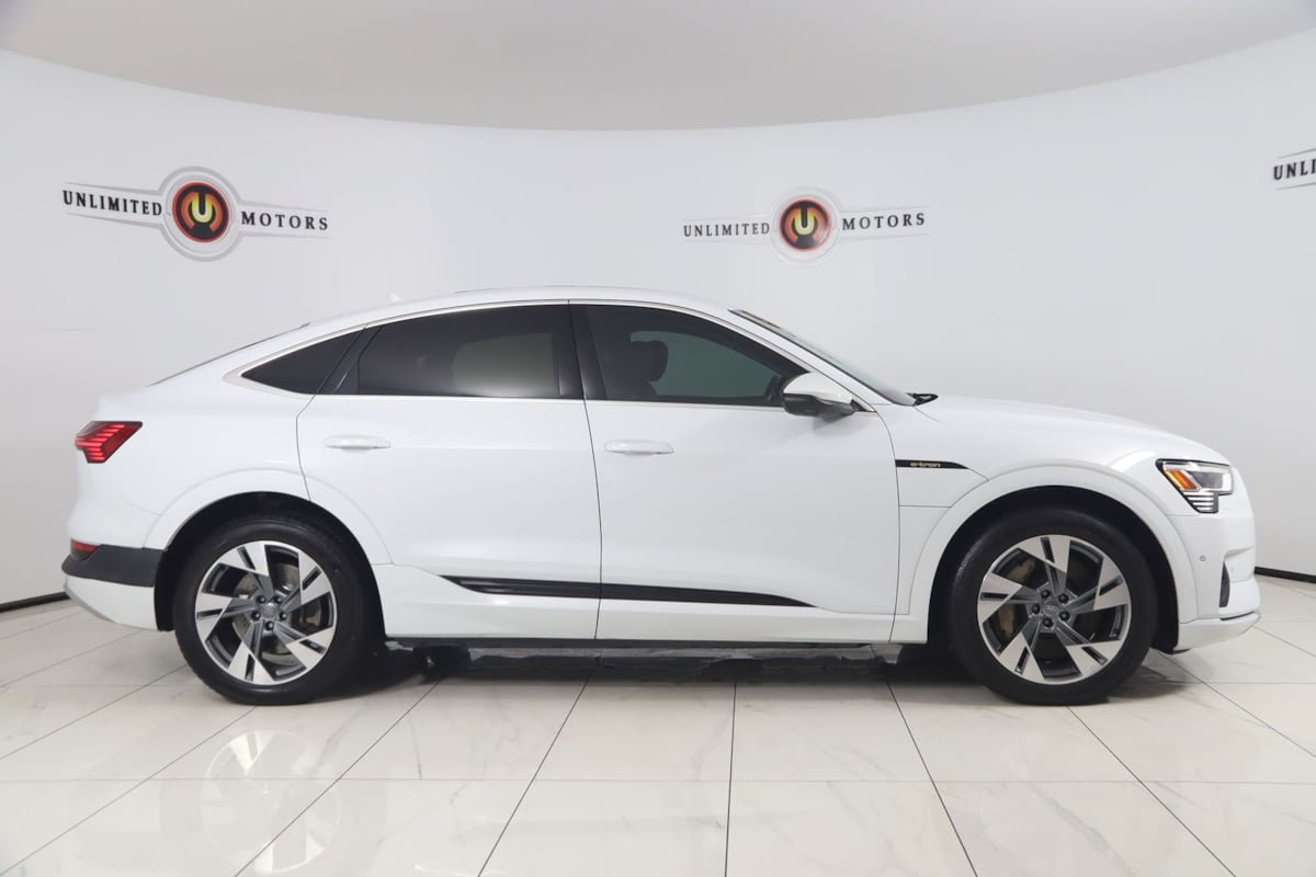 Used 2020 Audi e-tron Premium Plus AWD/4WD image 2