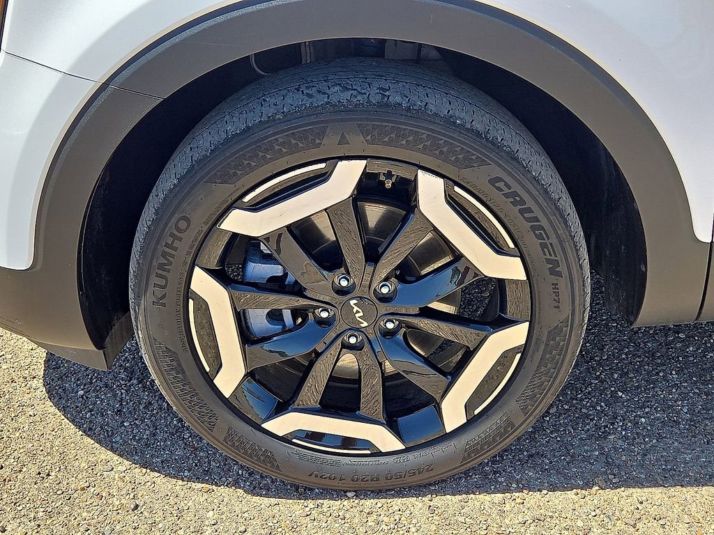Used 2025 Kia Telluride S FWD image 10