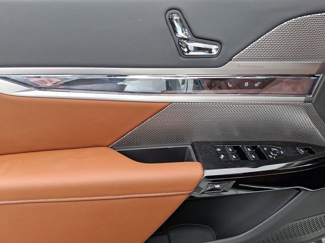 New 2026 BMW 760i xDrive w/ Premium Package image 10