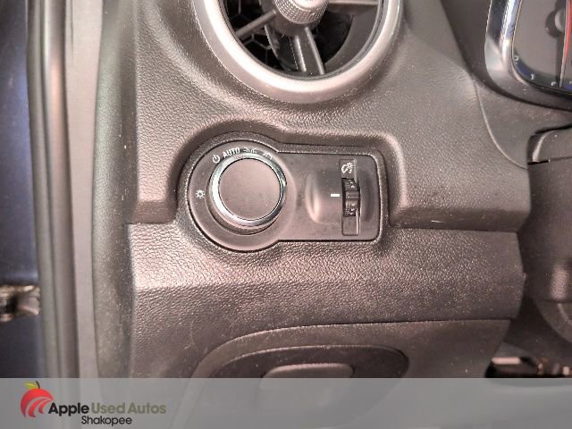 Used 2016 Chevrolet Trax LT w/ LT Sun and Sound Package image 25