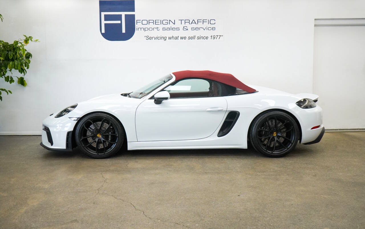 Used 2020 Porsche 718 Boxster Spyder RWD image 7