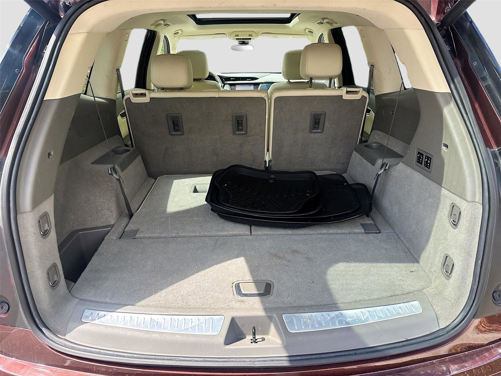 Used 2023 Cadillac XT6 Premium Luxury FWD image 30