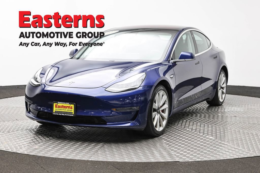 Used 2018 Tesla Model 3 Performance image 1