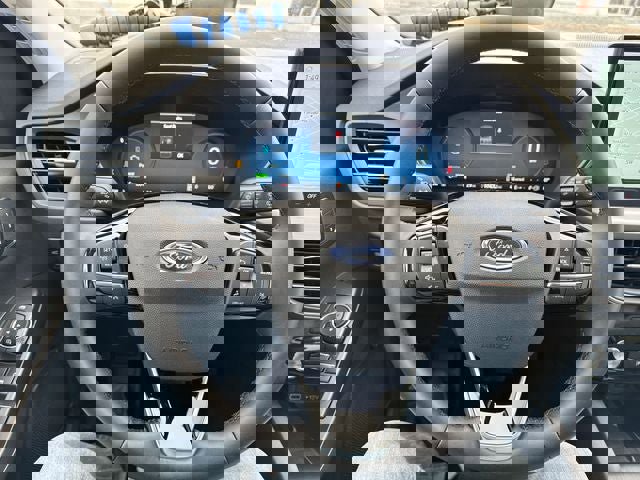 New 2026 Ford Escape SE w/ PHEV Premium Package image 14