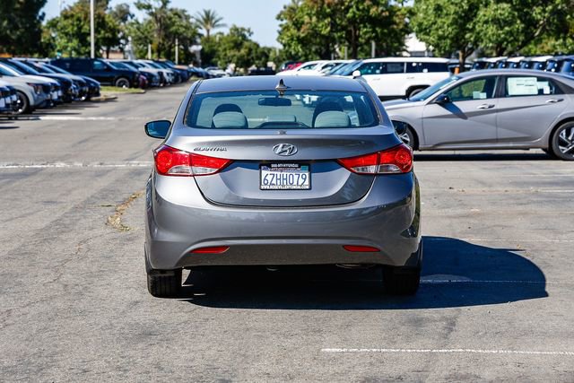 Used 2013 Hyundai Elantra GLS w/ Preferred Pkg FWD image 4