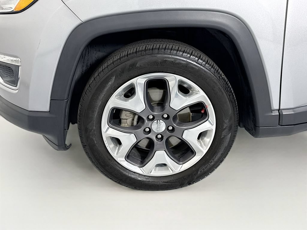 Used 2019 Jeep Compass Limited FWD image 30
